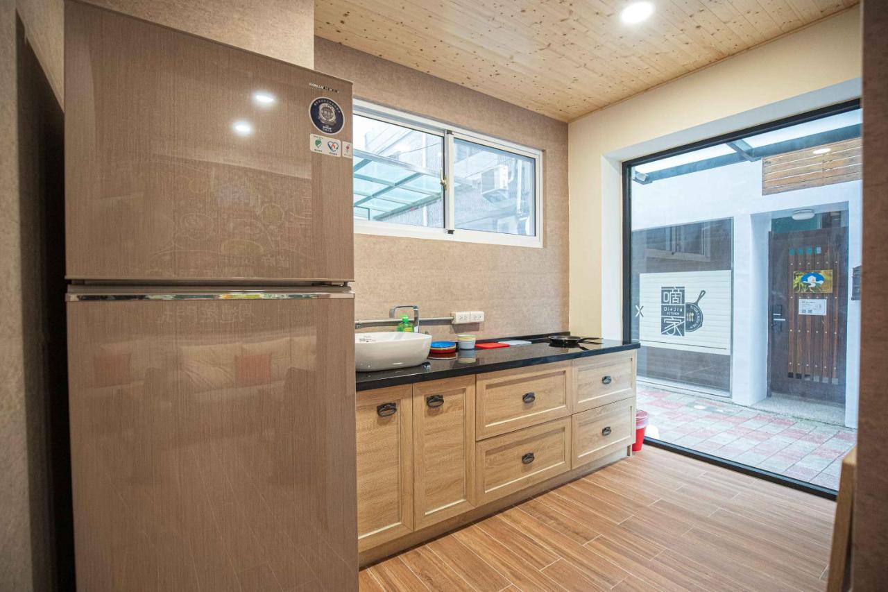 Chief Homestay Tainan Eksteriør billede